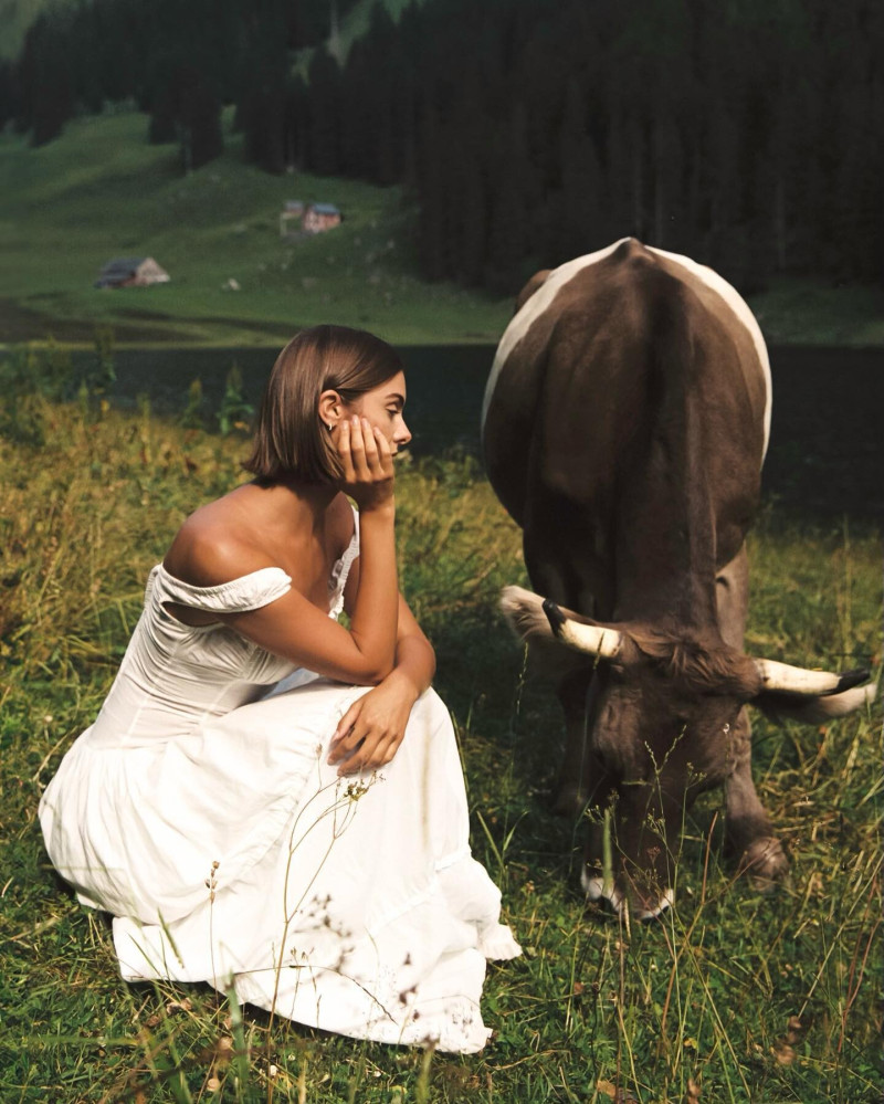 Photo of model Carmella Rose - ID 738916