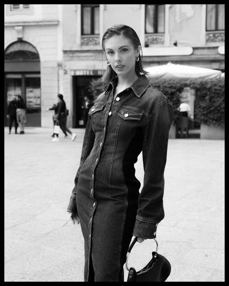 Photo of model Carmella Rose - ID 739205