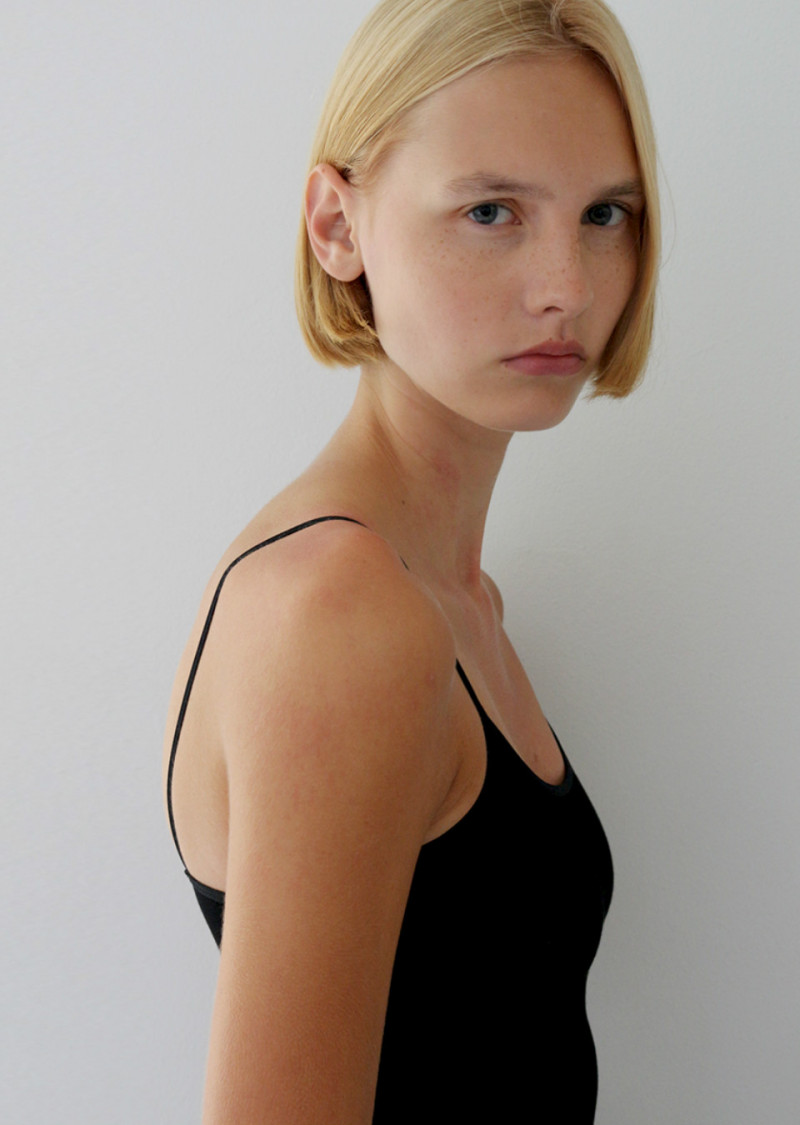 Photo of model Elisa Nijman - ID 658268