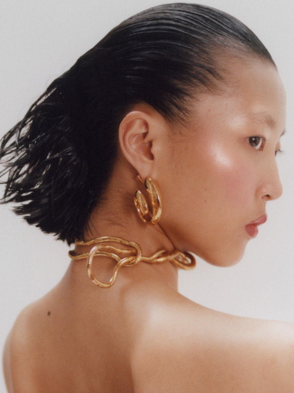 Photo of fashion model Amane Taniguchi - ID 658383 | Models | The FMD
