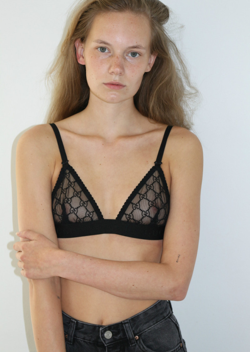 Photo of model Nina de Bruijn - ID 658459