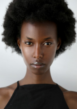 Photo of model Jennifer Girukwishaka - ID 659033