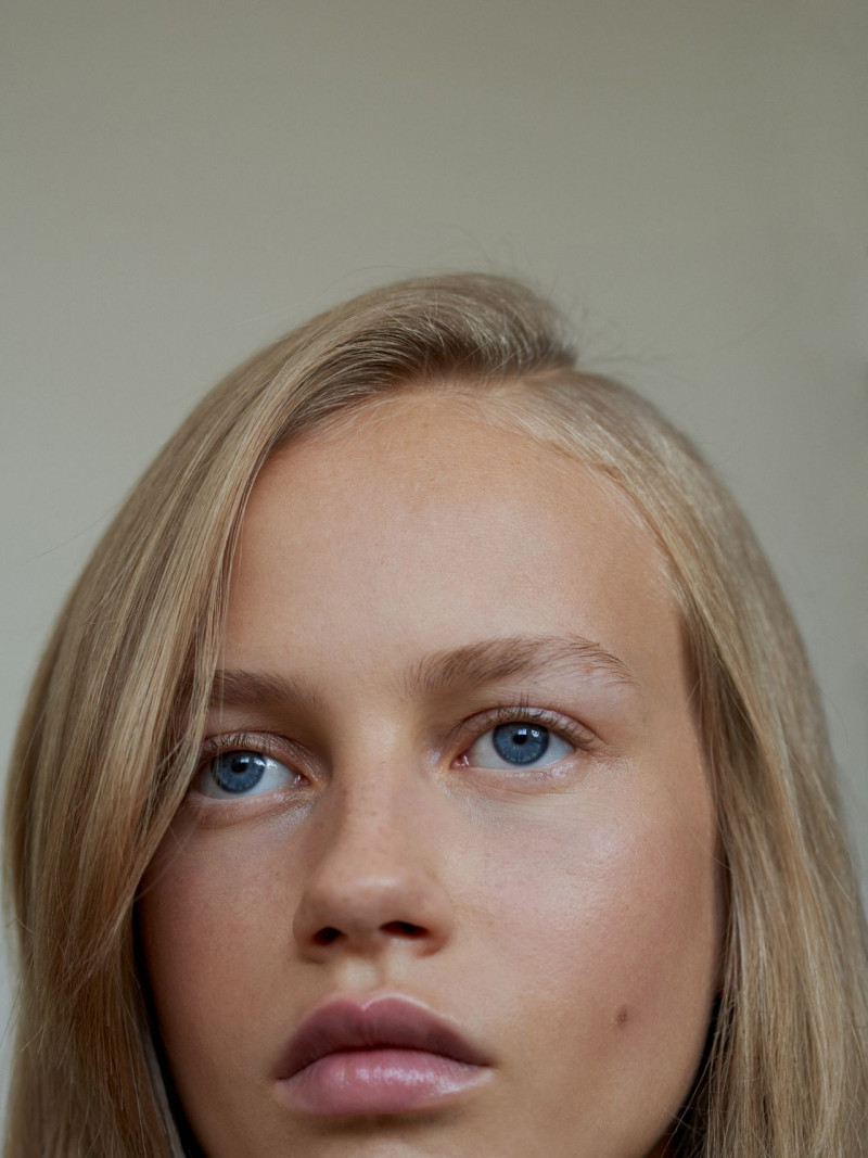 Photo of model Caroline Helsen - ID 660432