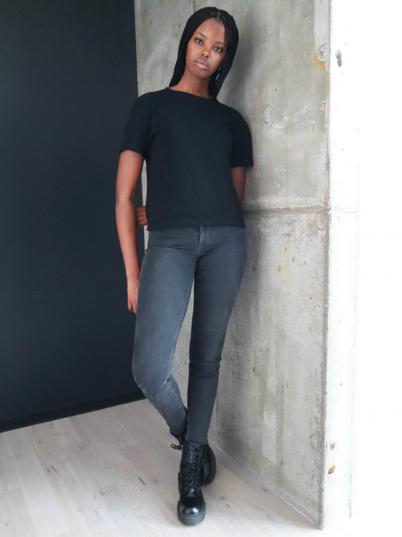 Photo of model Neema Ngerero - ID 660932