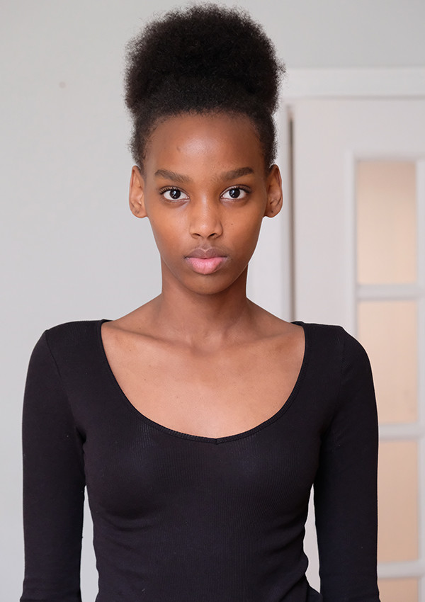 Photo of model Sarah Ishimwe - ID 661597