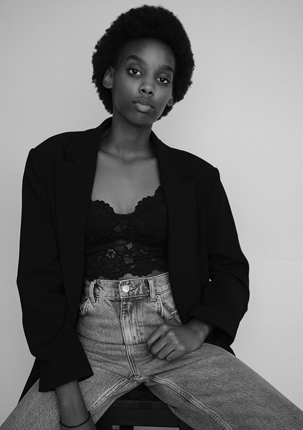 Photo of model Sarah Ishimwe - ID 661637