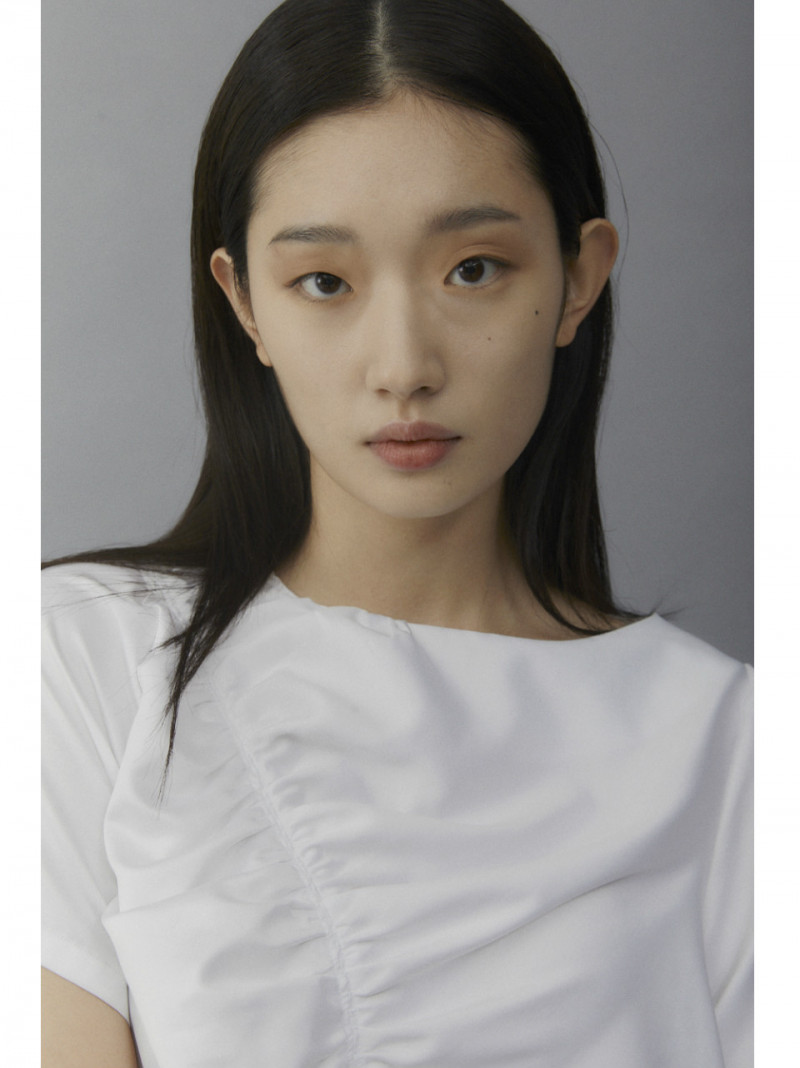 Photo of model Yoona Son - ID 662278