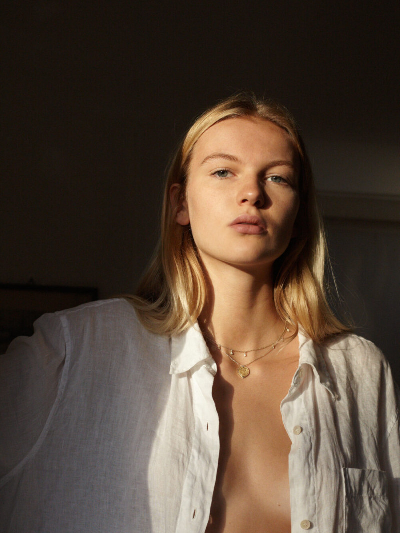 Photo of model Lena Werner - ID 664163