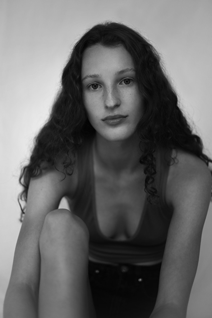 Photo of model Emily Lily Bennett Blossom - ID 665980
