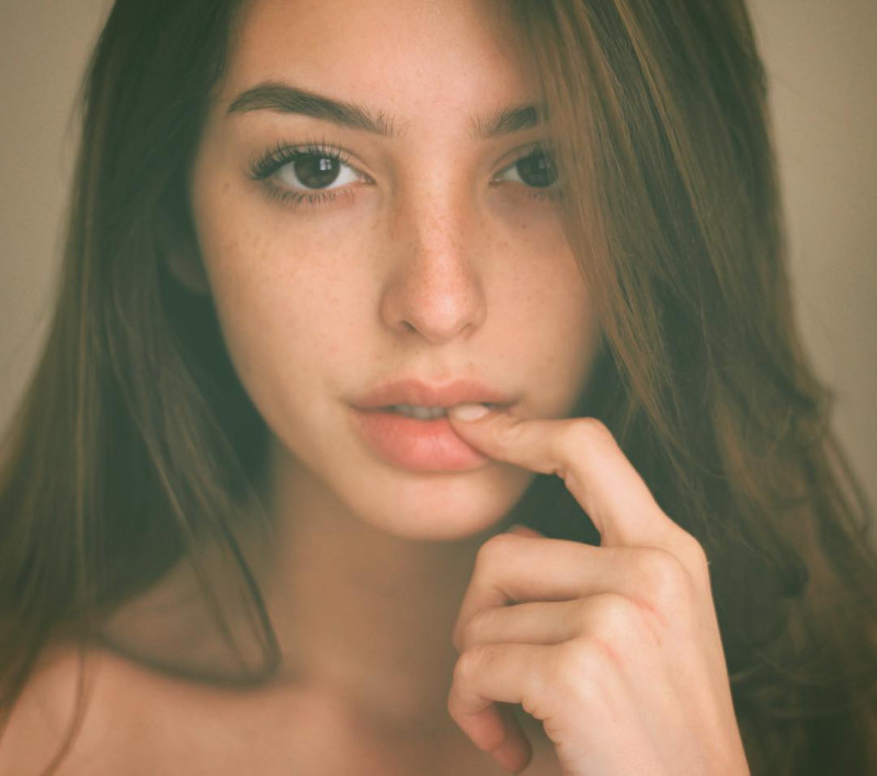 Photo of model Celine Farach - ID 667337