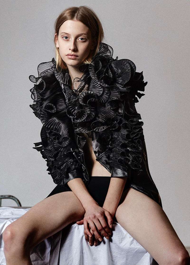 Photo of model Julia Bregalda - ID 670712