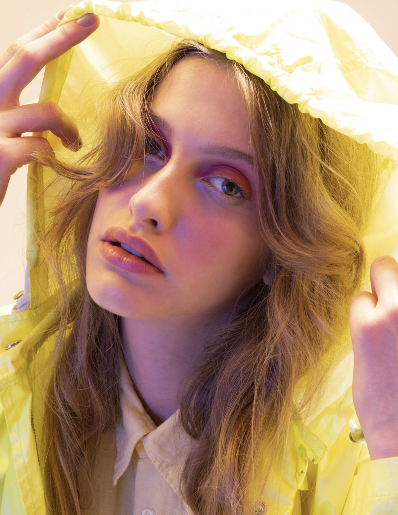 Photo of model Julia Bregalda - ID 670717