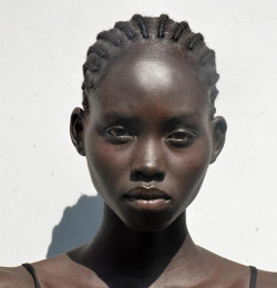 Nyanderi Deng