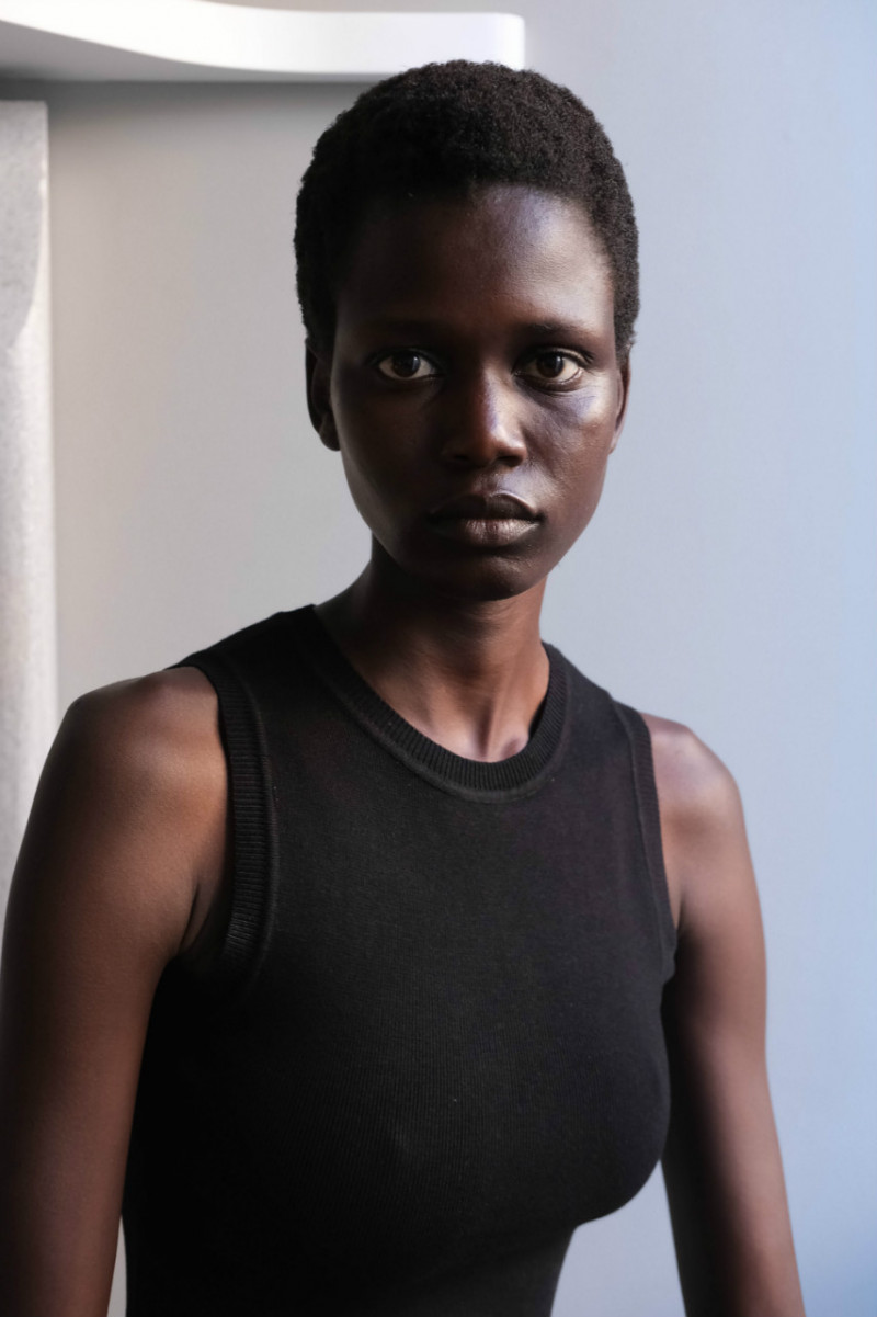 Photo of model Ajah Angau Jok - ID 672963