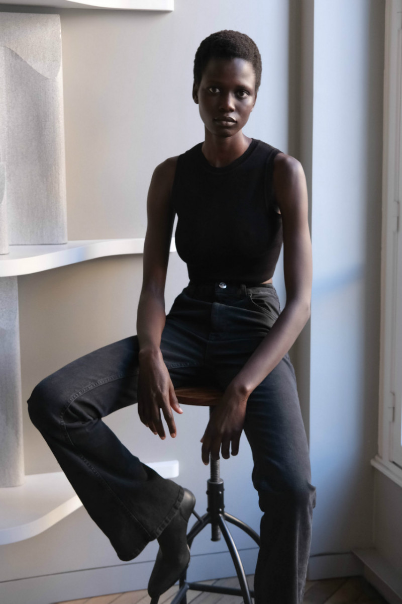 Photo of model Ajah Angau Jok - ID 672966