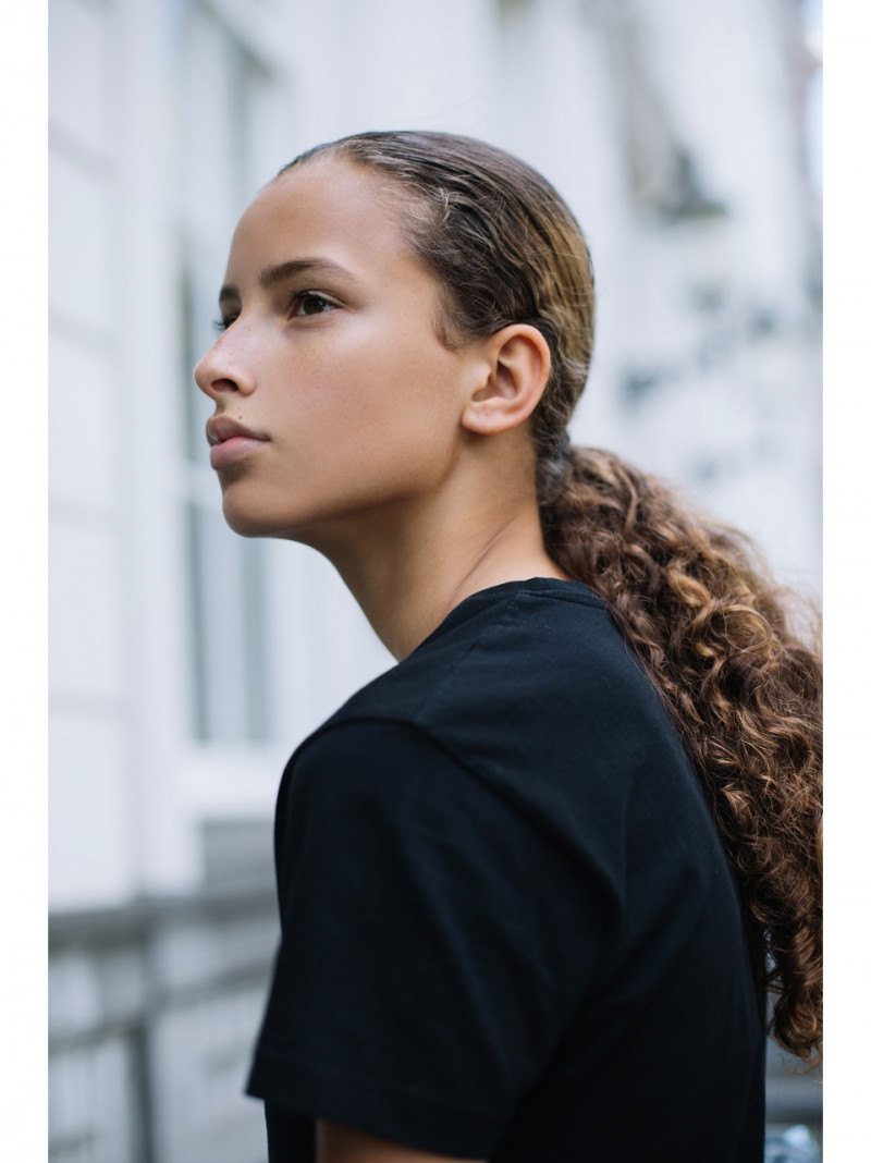 Photo of model Dyanira Hurbuscher - ID 673328
