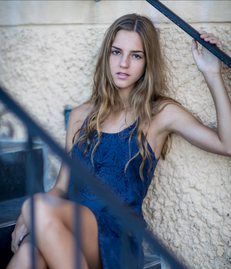 Photo of model Emily Feld - ID 674812