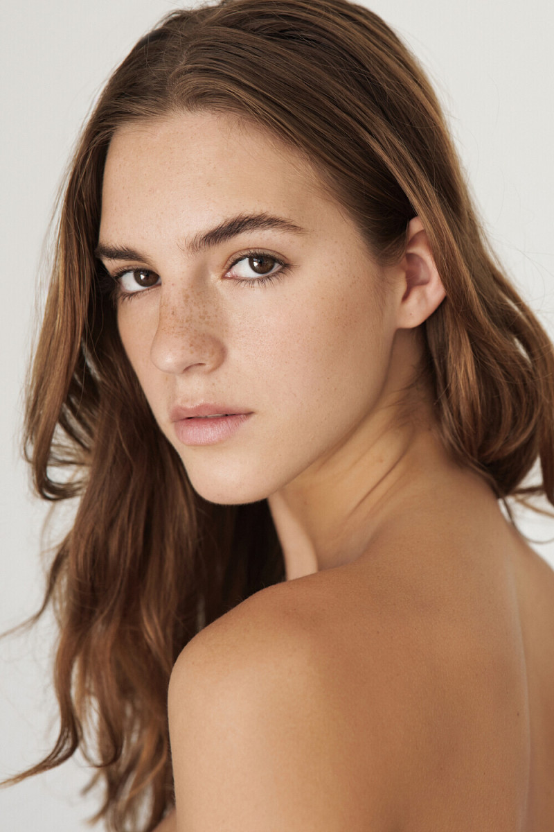 Photo of model Emily Feld - ID 714860