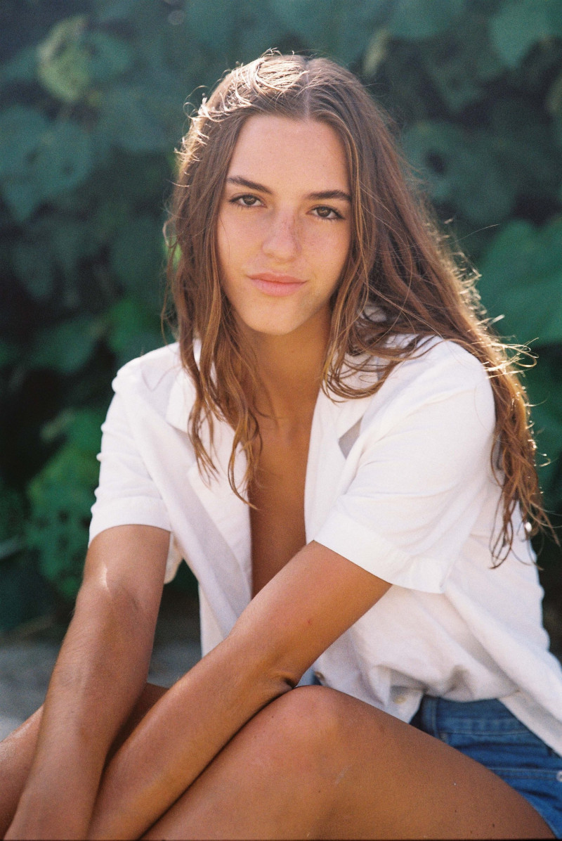 Photo of model Emily Feld - ID 715007