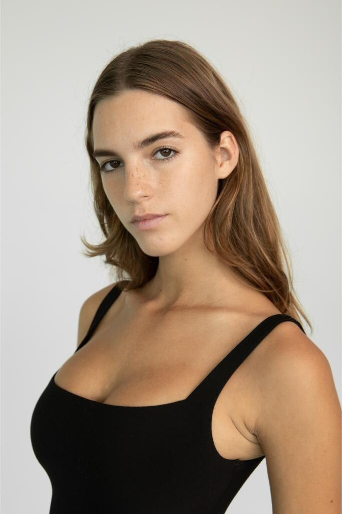 Photo of model Emily Feld - ID 729647