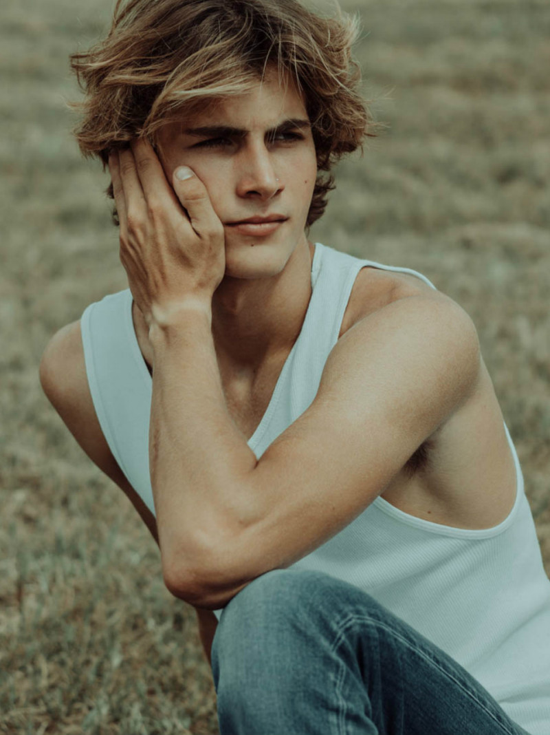 Photo of model Solomon James McCrackin - ID 675378