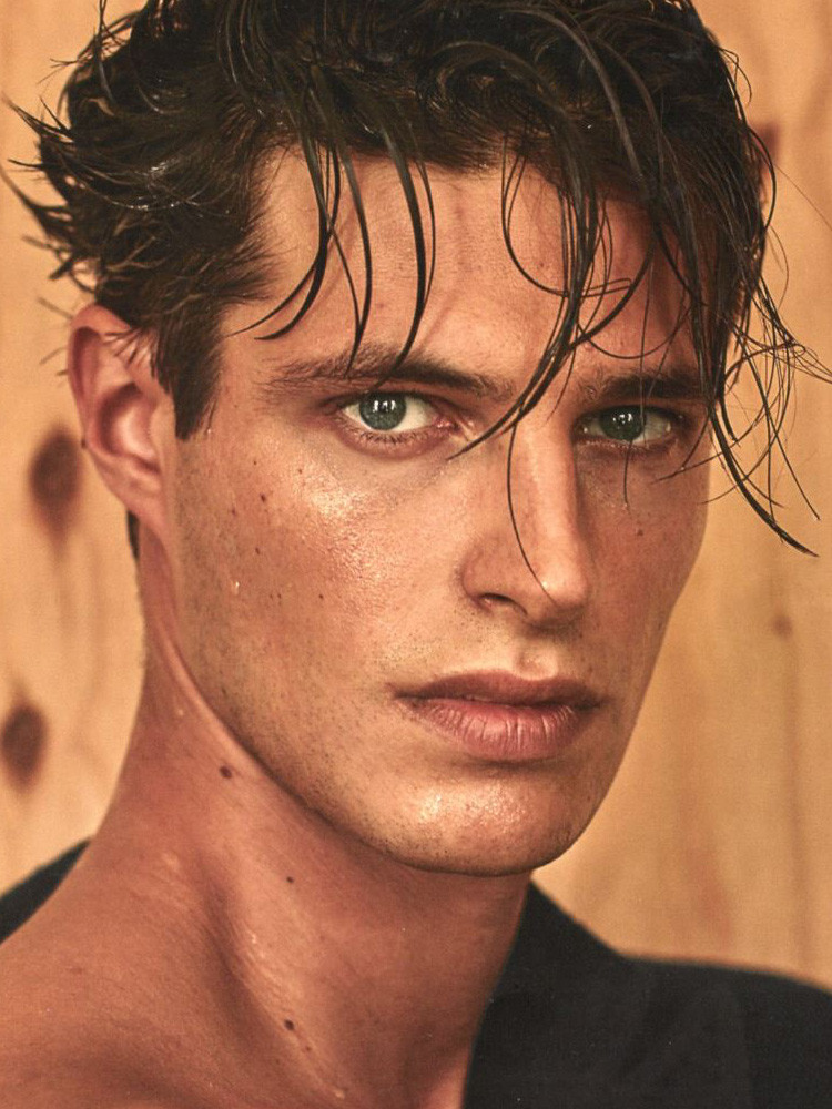 Photo of model Mattia Regonaschi - ID 675531