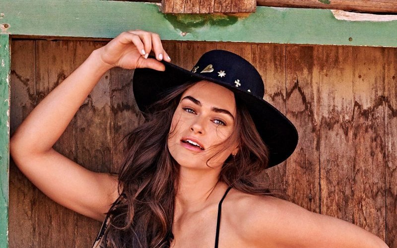 Myla Dalbesio