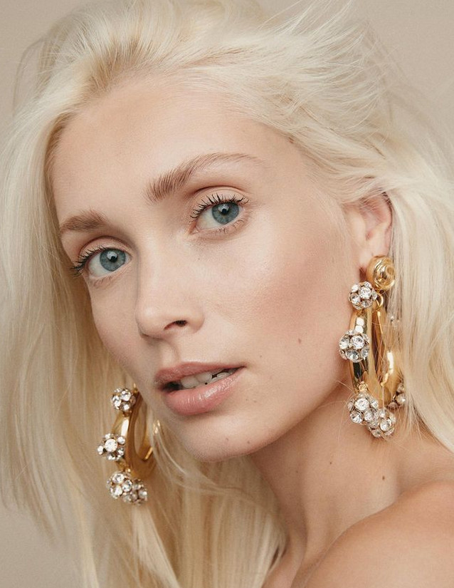 Photo of model Karoline Seul - ID 731984