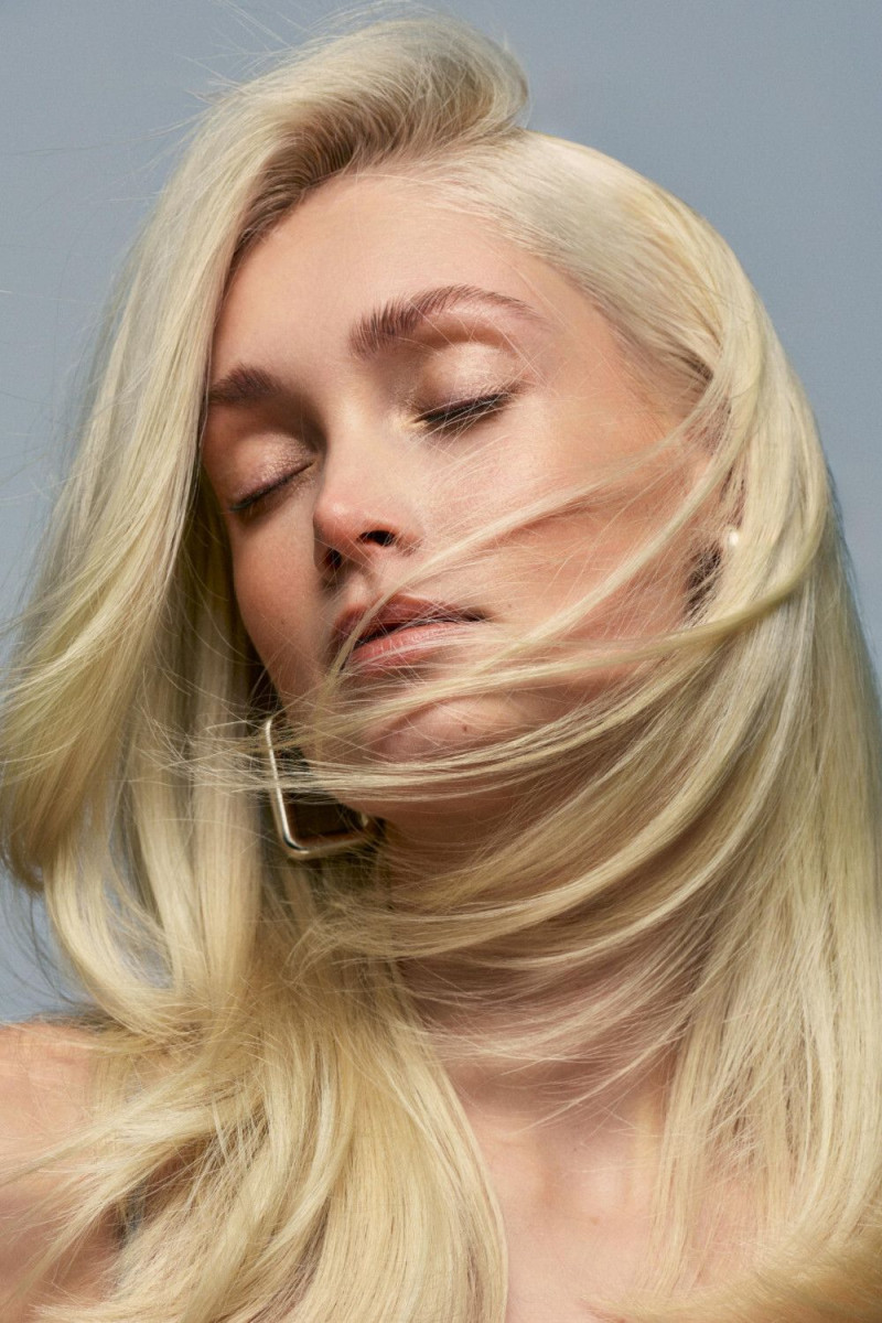 Photo of model Karoline Seul - ID 732041