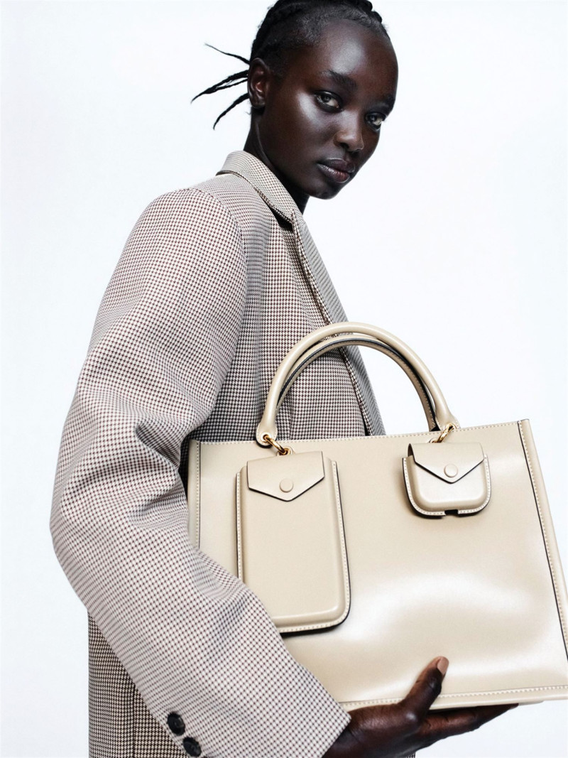 Photo of model Ayuol Manyok - ID 682450