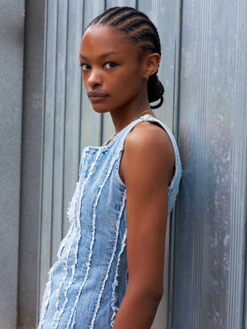 Photo of model Adele Ruboneka - ID 682503