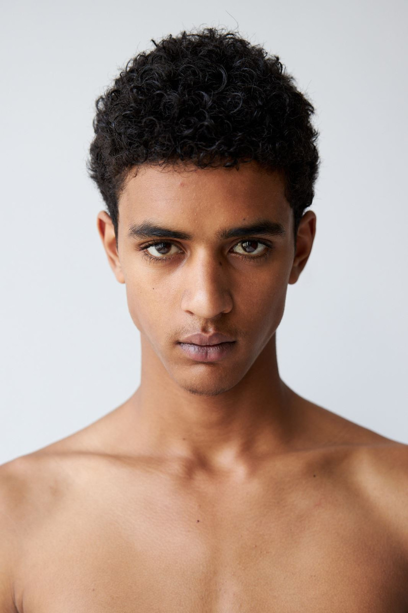 Photo of model Abas Abdirazaq - ID 682800