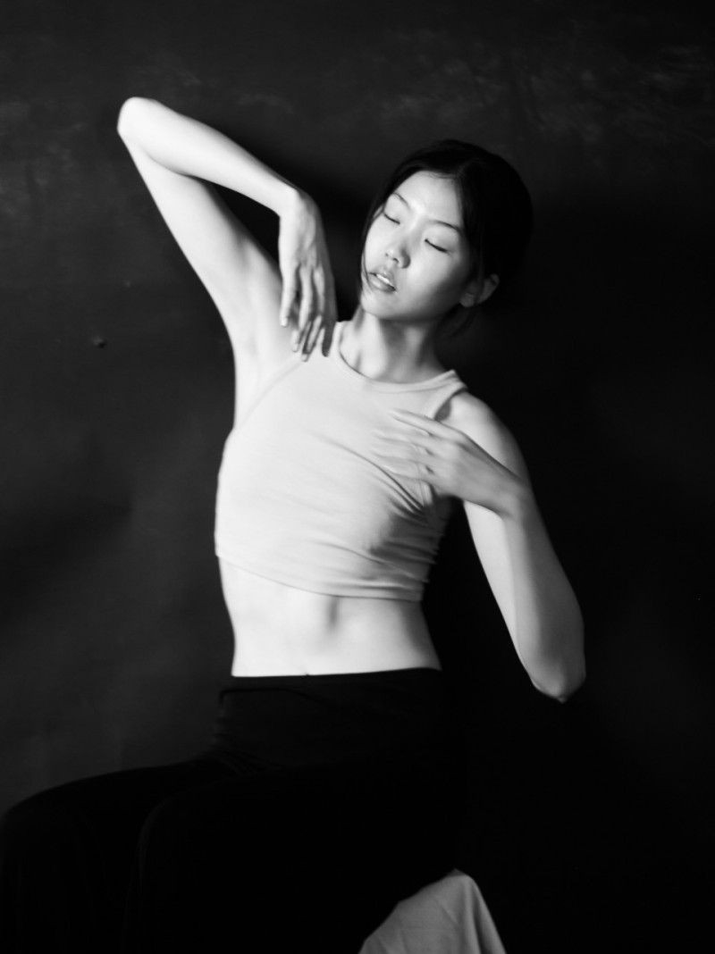 Photo of model Erin Kim - ID 683154