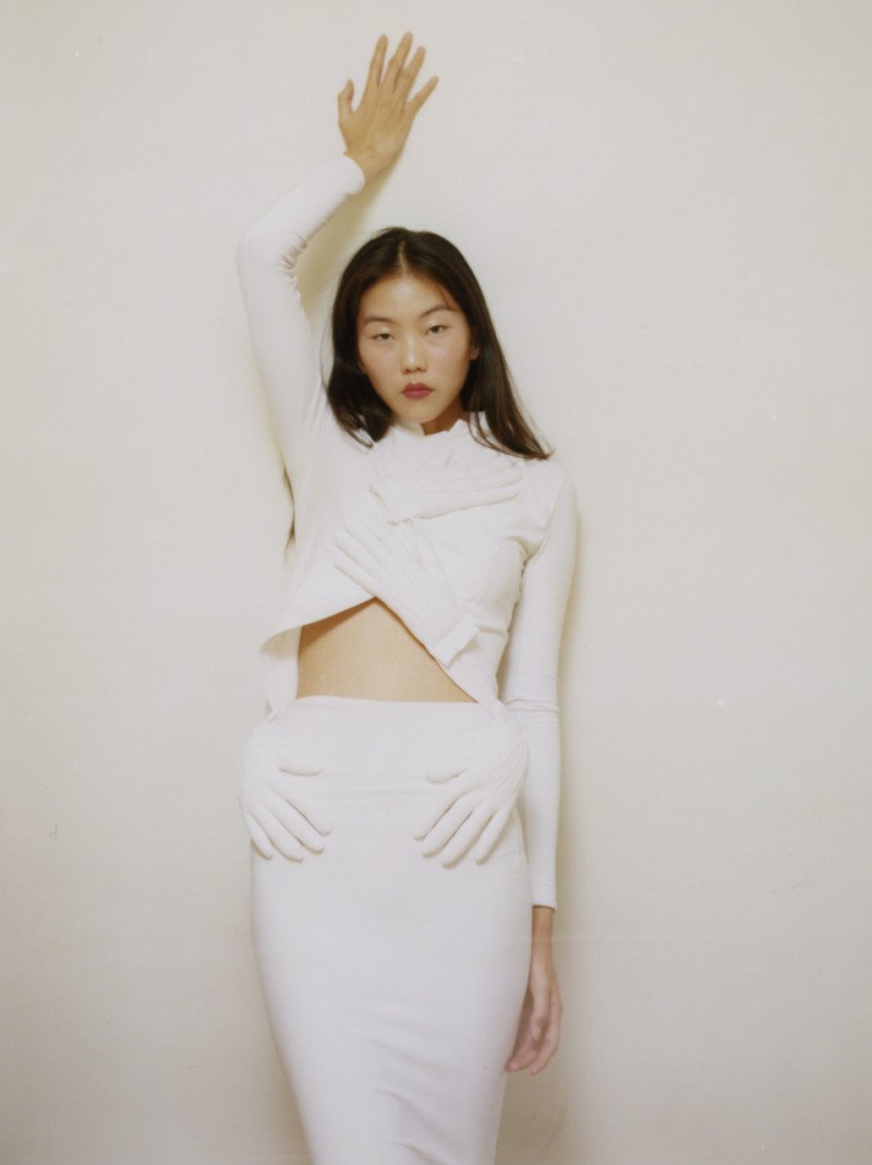 Photo of model Erin Kim - ID 683157