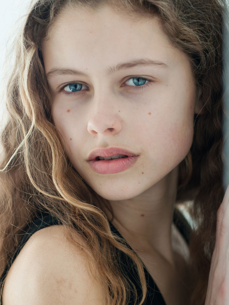 Photo of model Chayenne Van der Hoek - ID 496182