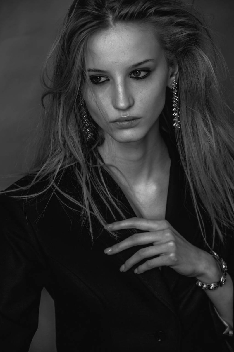 Photo of model Sofia Currant - ID 683974