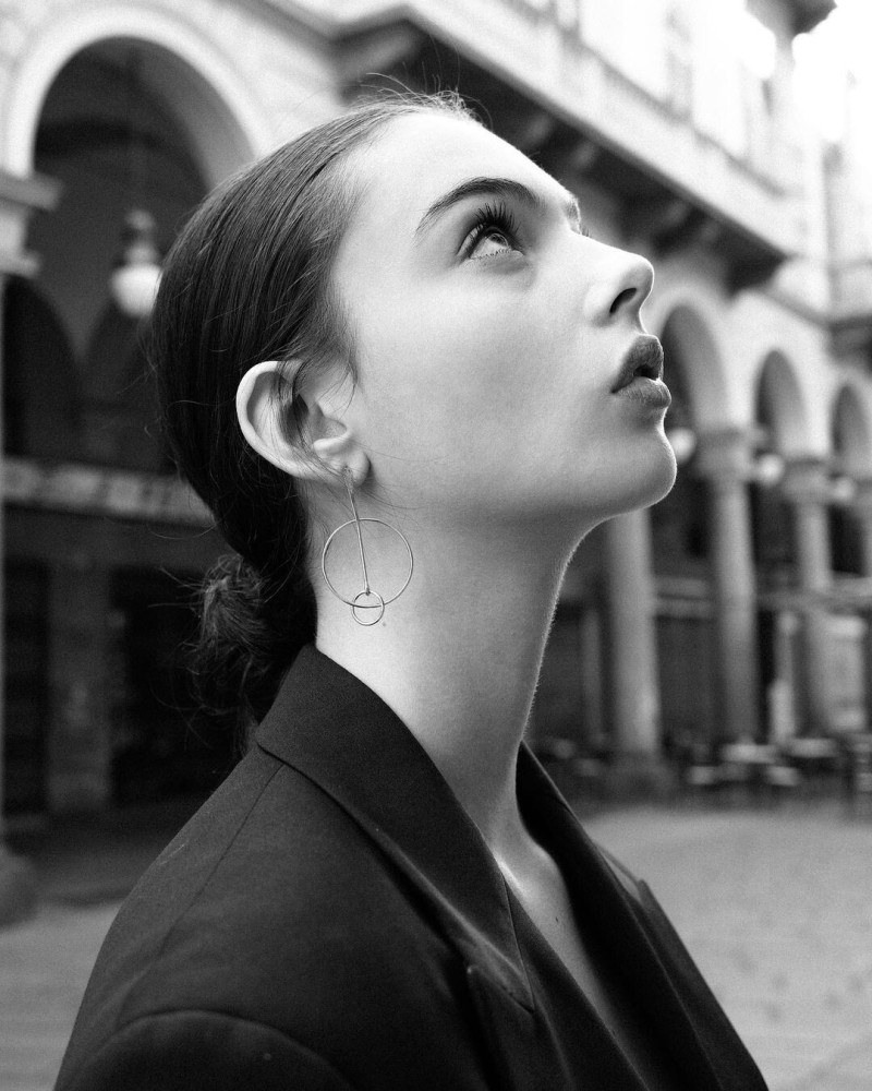 Photo of model Deva Cassel - ID 729987