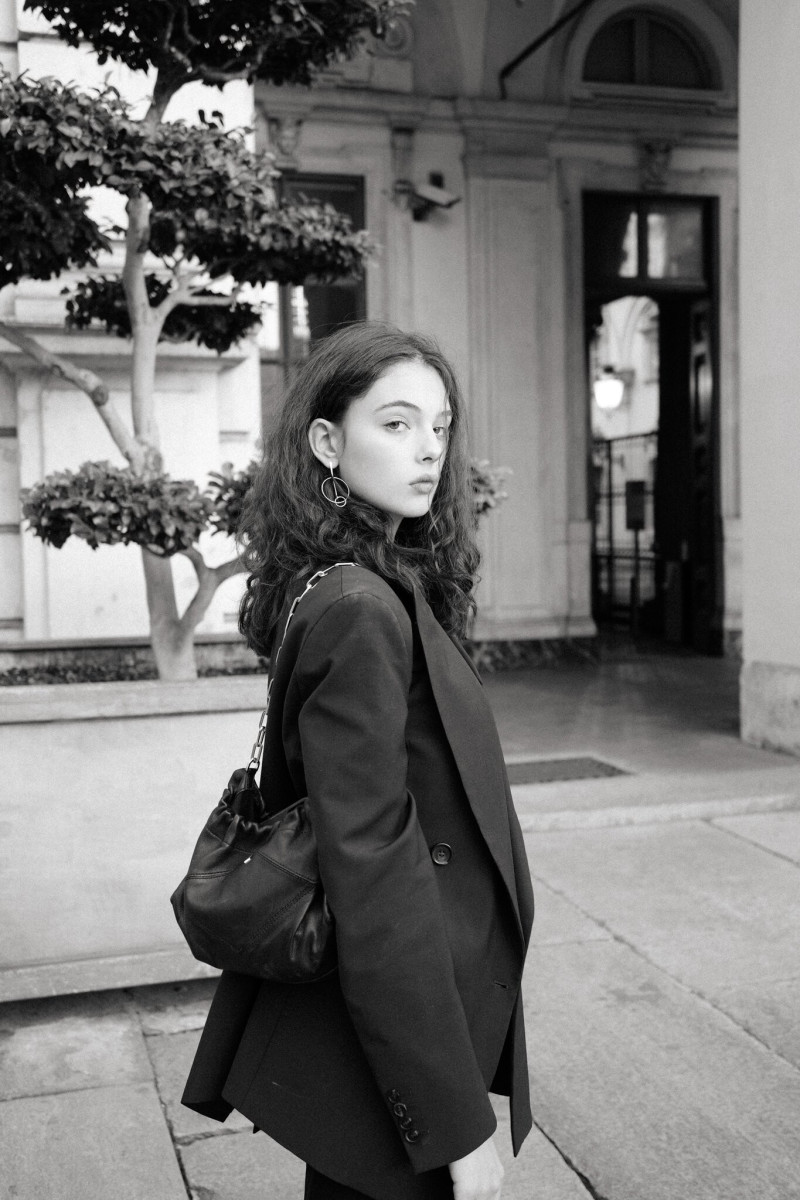 Photo of model Deva Cassel - ID 729995