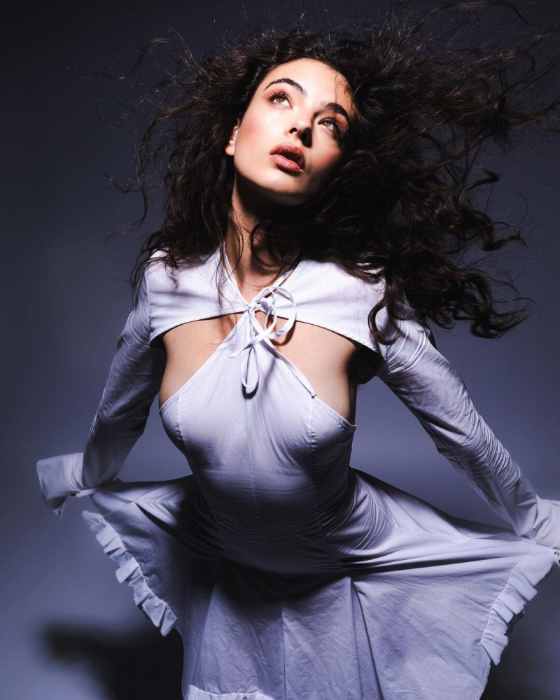 Photo of model Deva Cassel - ID 730044