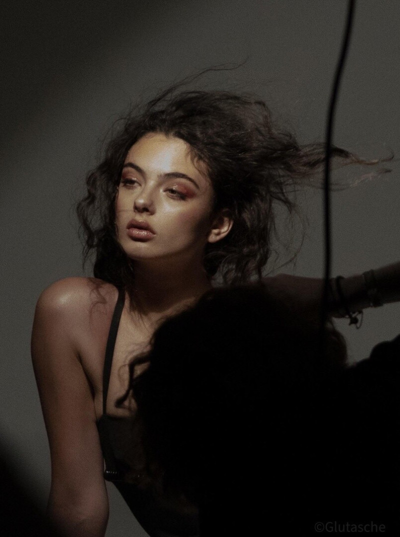 Photo of model Deva Cassel - ID 730059