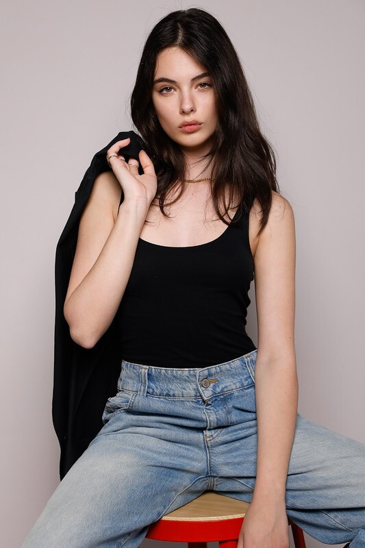 Photo of model Deva Cassel - ID 730066