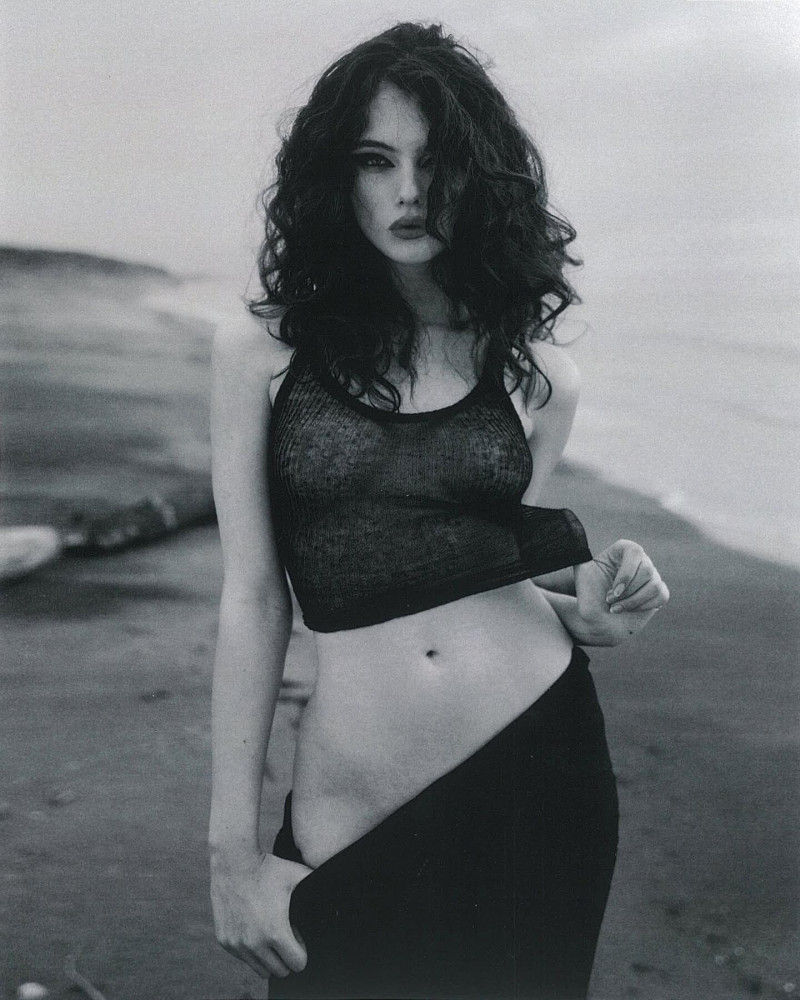 Photo of model Deva Cassel - ID 730076