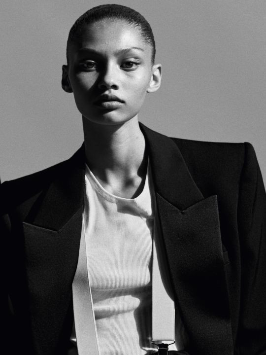 Photo of model Enya Davis - ID 684680