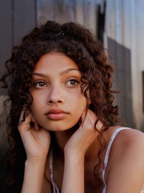 Photo of model Enya Davis - ID 684690