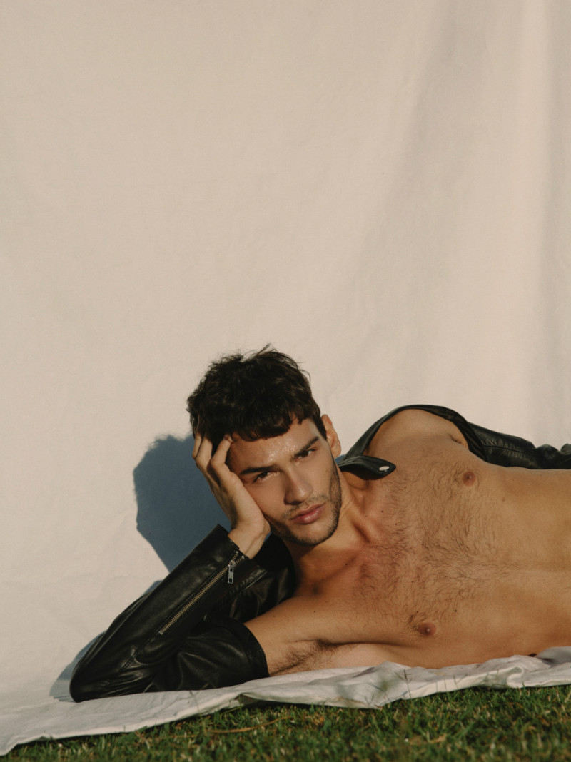 Photo of model Santi Robledo - ID 687450