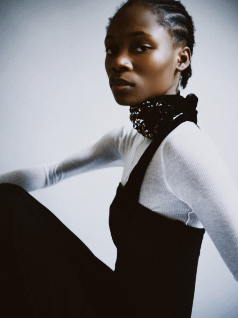 Photo of model Aitiola Akinola - ID 687878