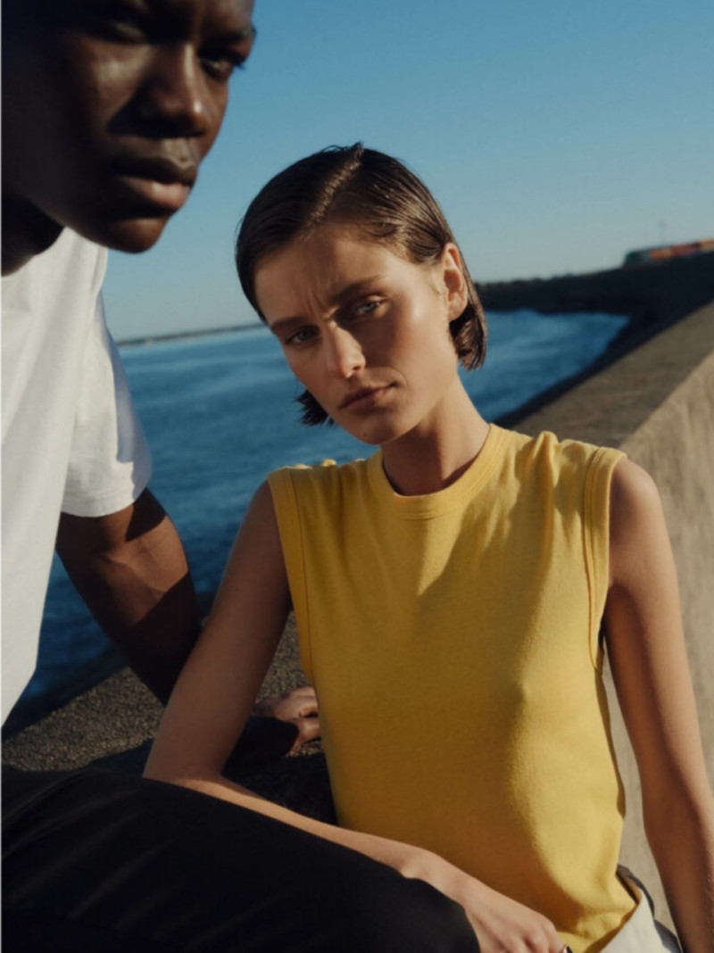 Photo of model Sanne de Vries - ID 689092