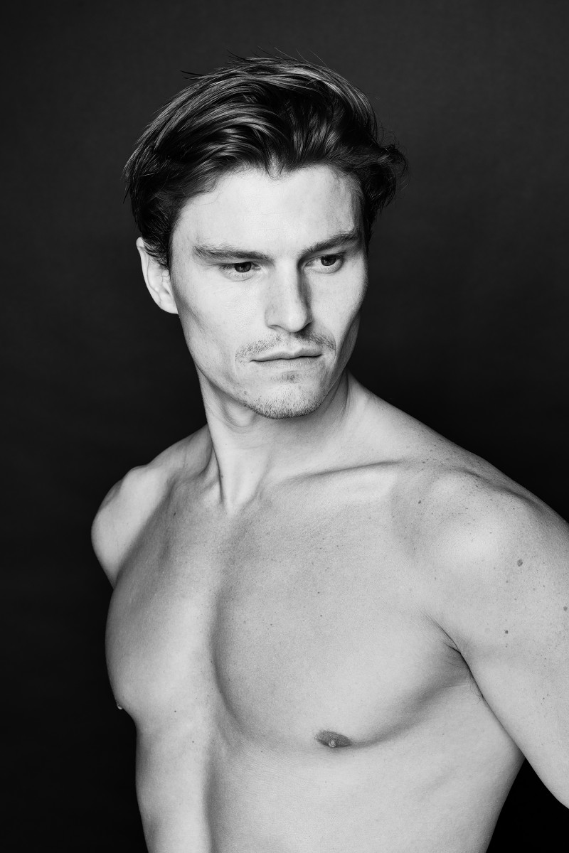 Photo of model Oliver Cheshire - ID 690374