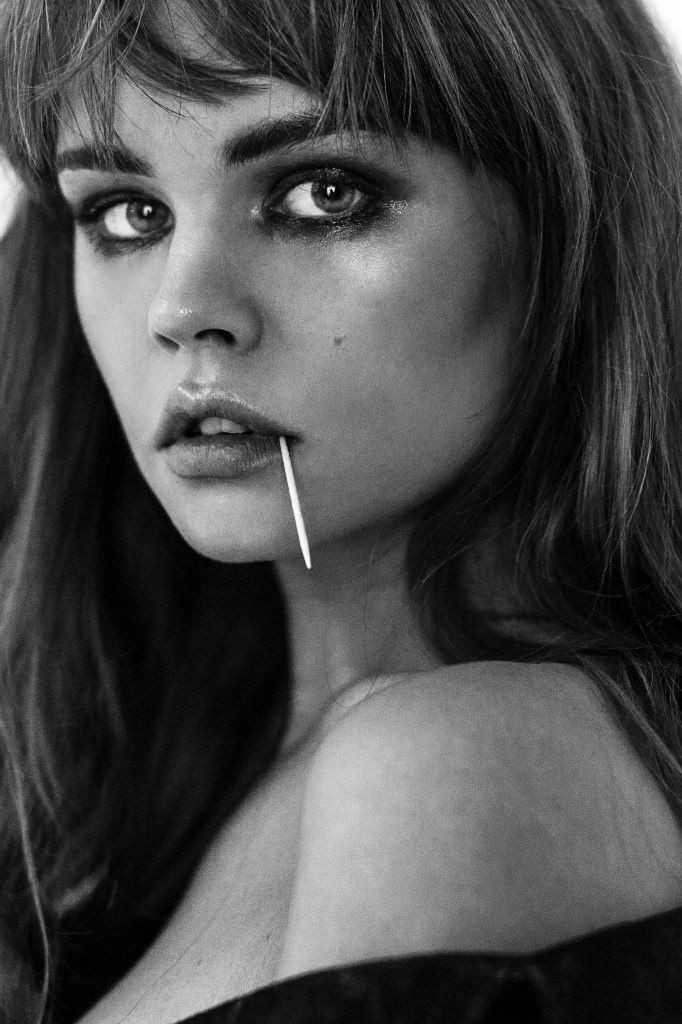 Photo of model Anastasiya Scheglova - ID 692283