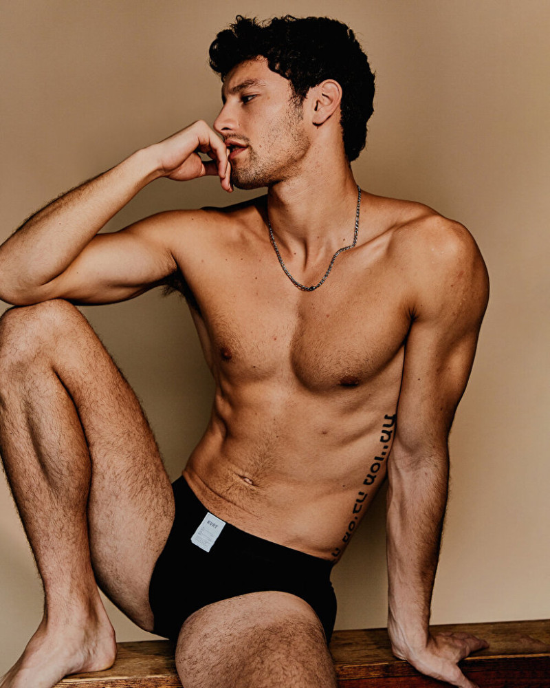 Photo of model Jhonatan Mujica - ID 694464